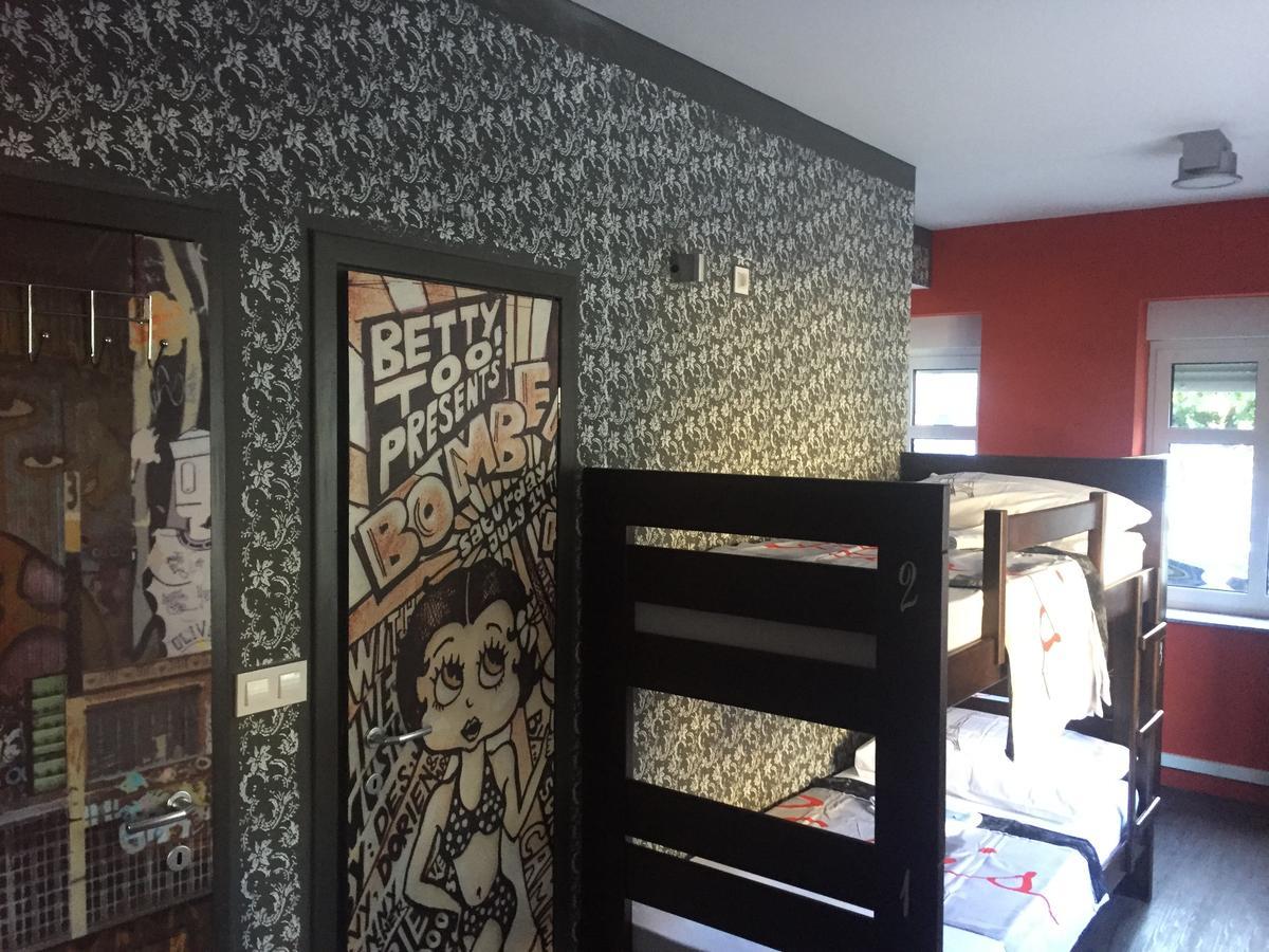 Hostel Paris Zagreb Exteriör bild