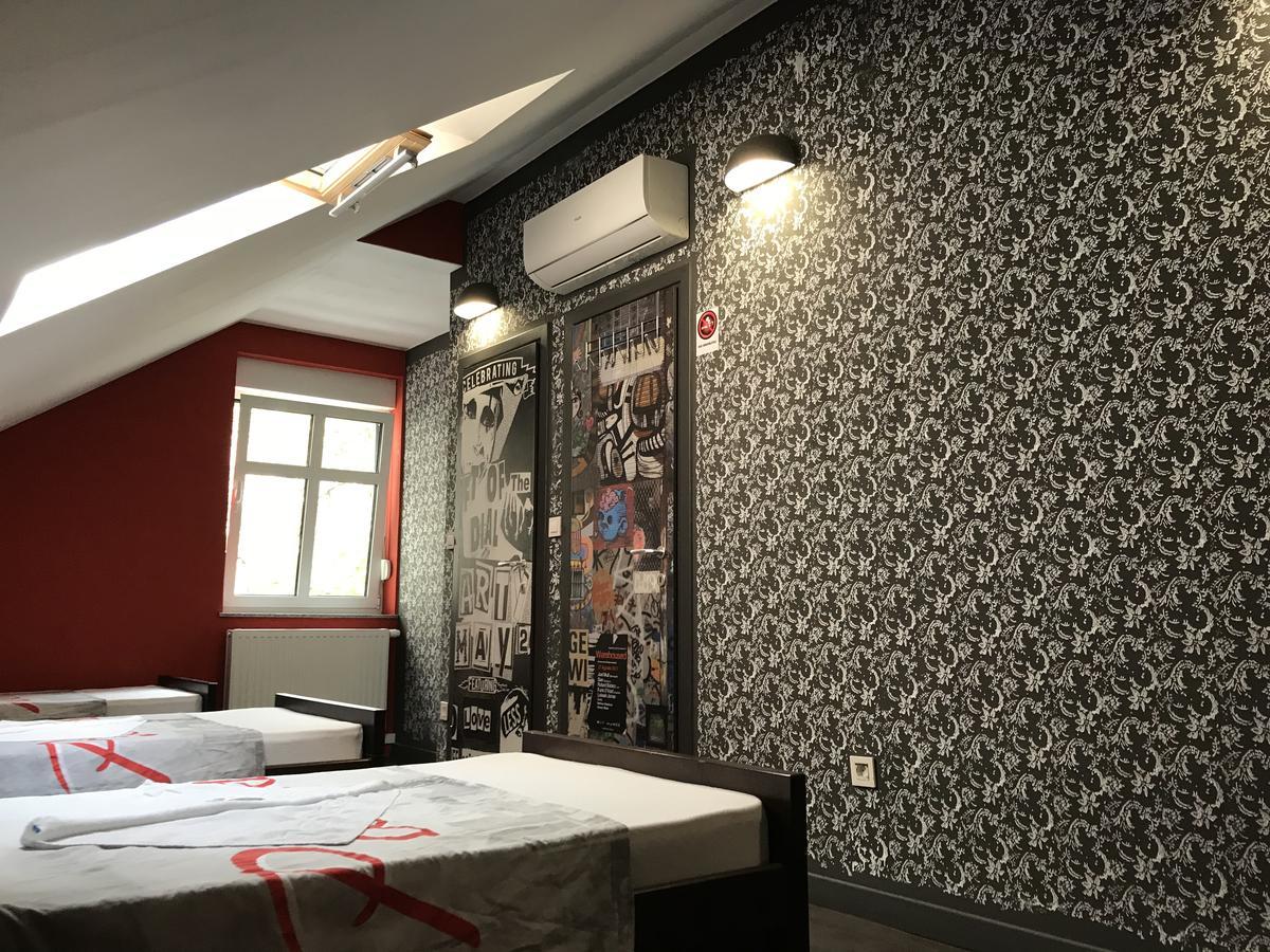 Hostel Paris Zagreb Exteriör bild
