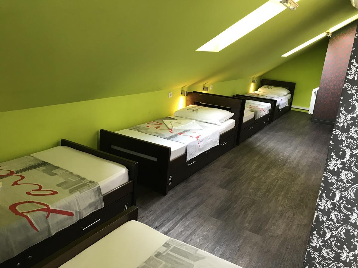Hostel Paris Zagreb Exteriör bild